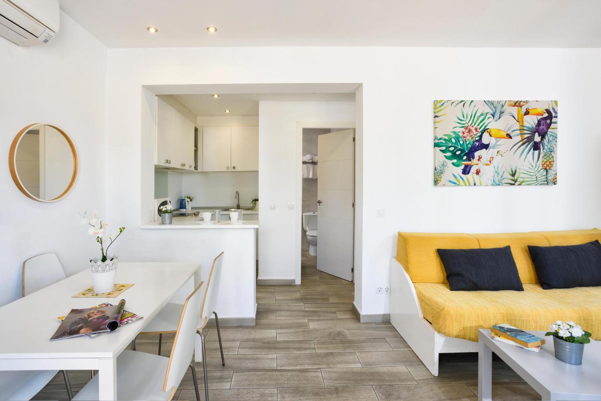 Naika Studios & Apartments Palmanova Extérieur photo
