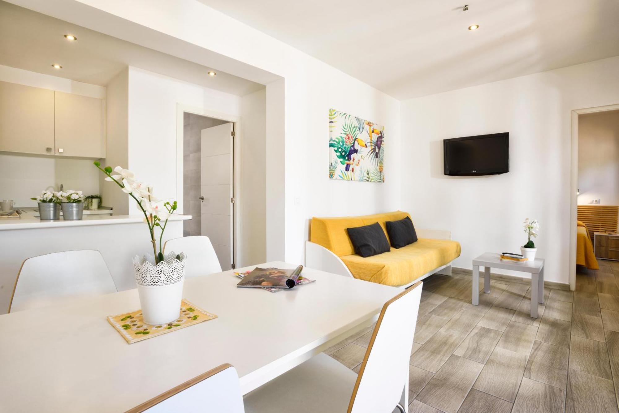 Naika Studios & Apartments Palmanova Extérieur photo