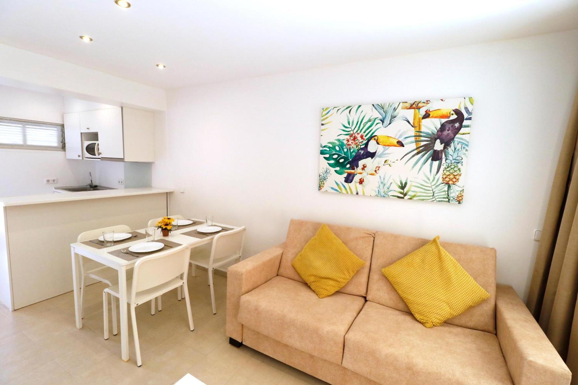 Naika Studios & Apartments Palmanova Extérieur photo