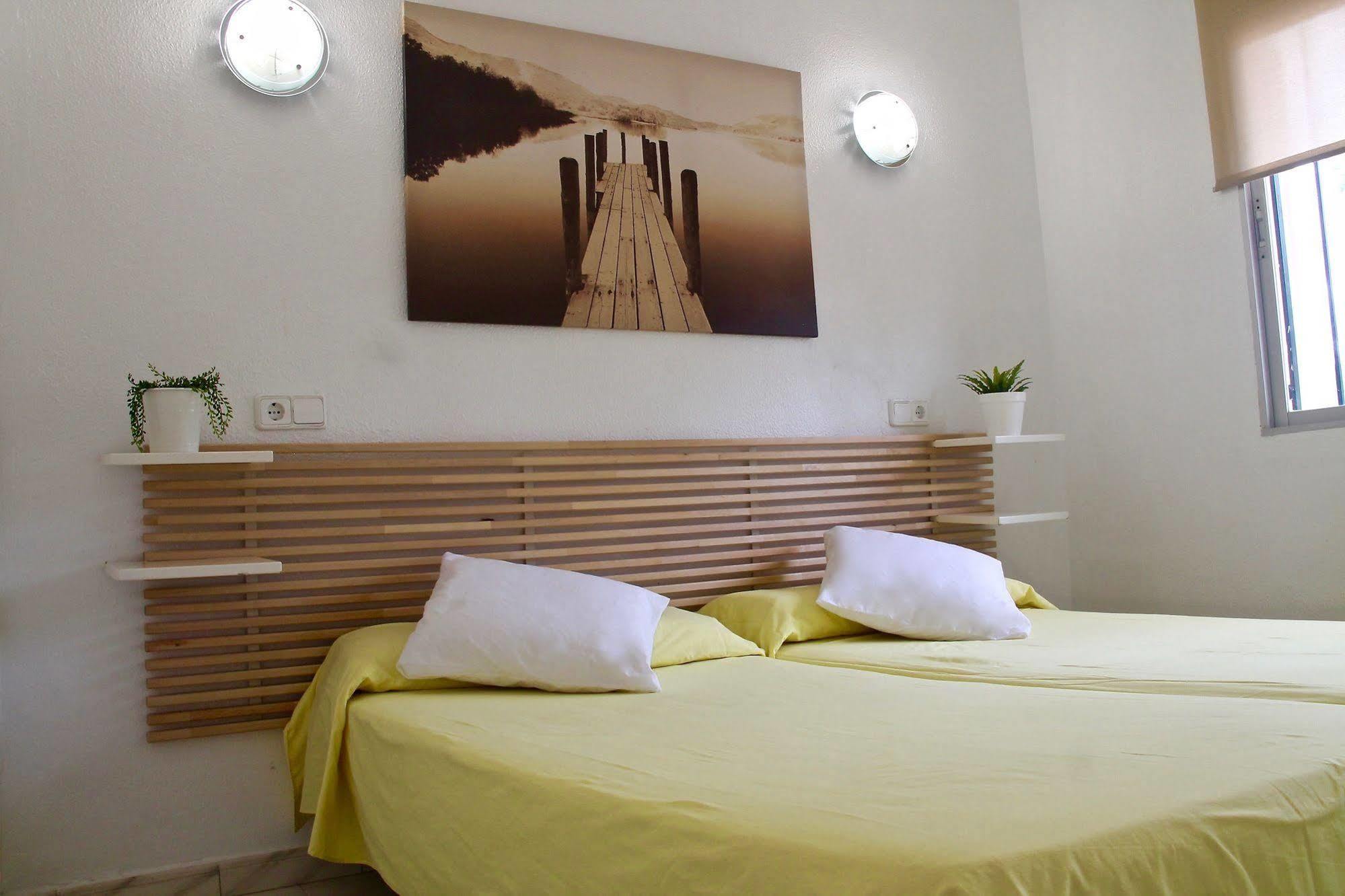 Naika Studios & Apartments Palmanova Extérieur photo