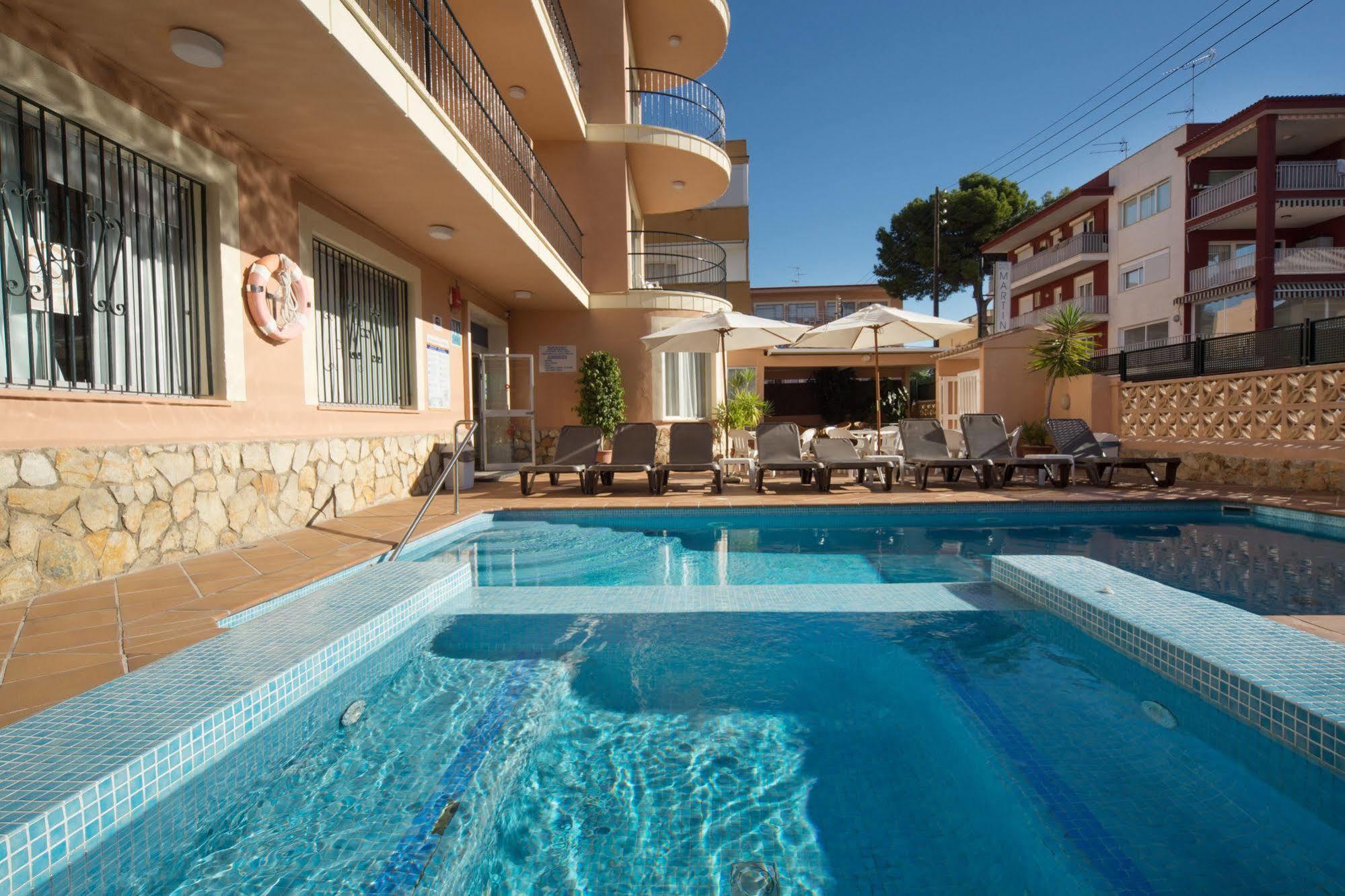 Naika Studios & Apartments Palmanova Extérieur photo
